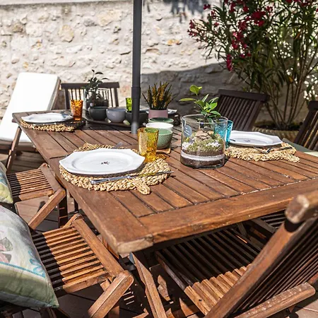 De L'antiquaire Au Coeur De La Citadelle *