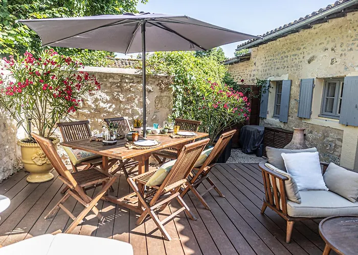 De L'antiquaire Au Coeur De La Citadelle Ferienhaus Blaye